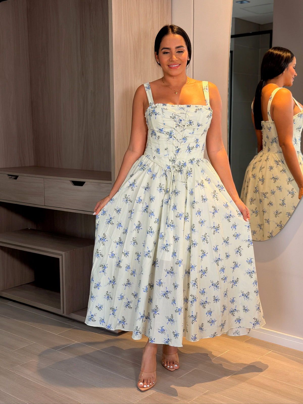 VESTIDO FLORAL AZUL LARGO