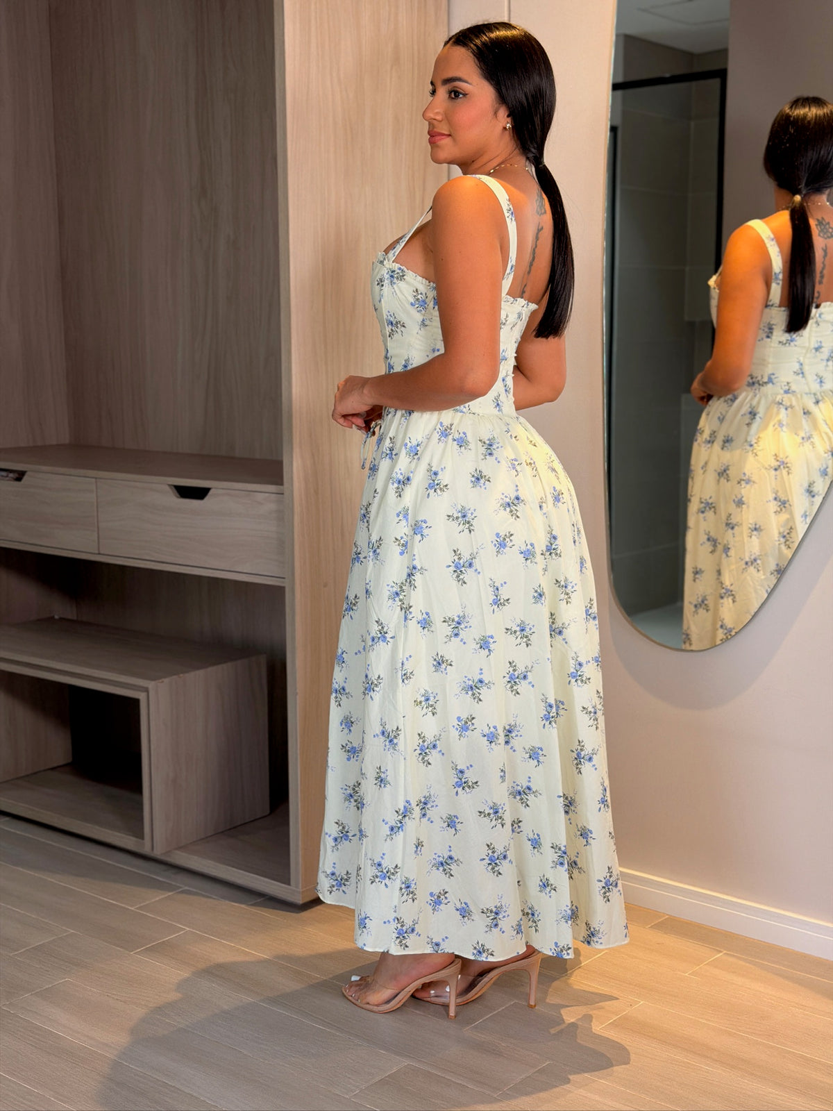 VESTIDO FLORAL AZUL LARGO